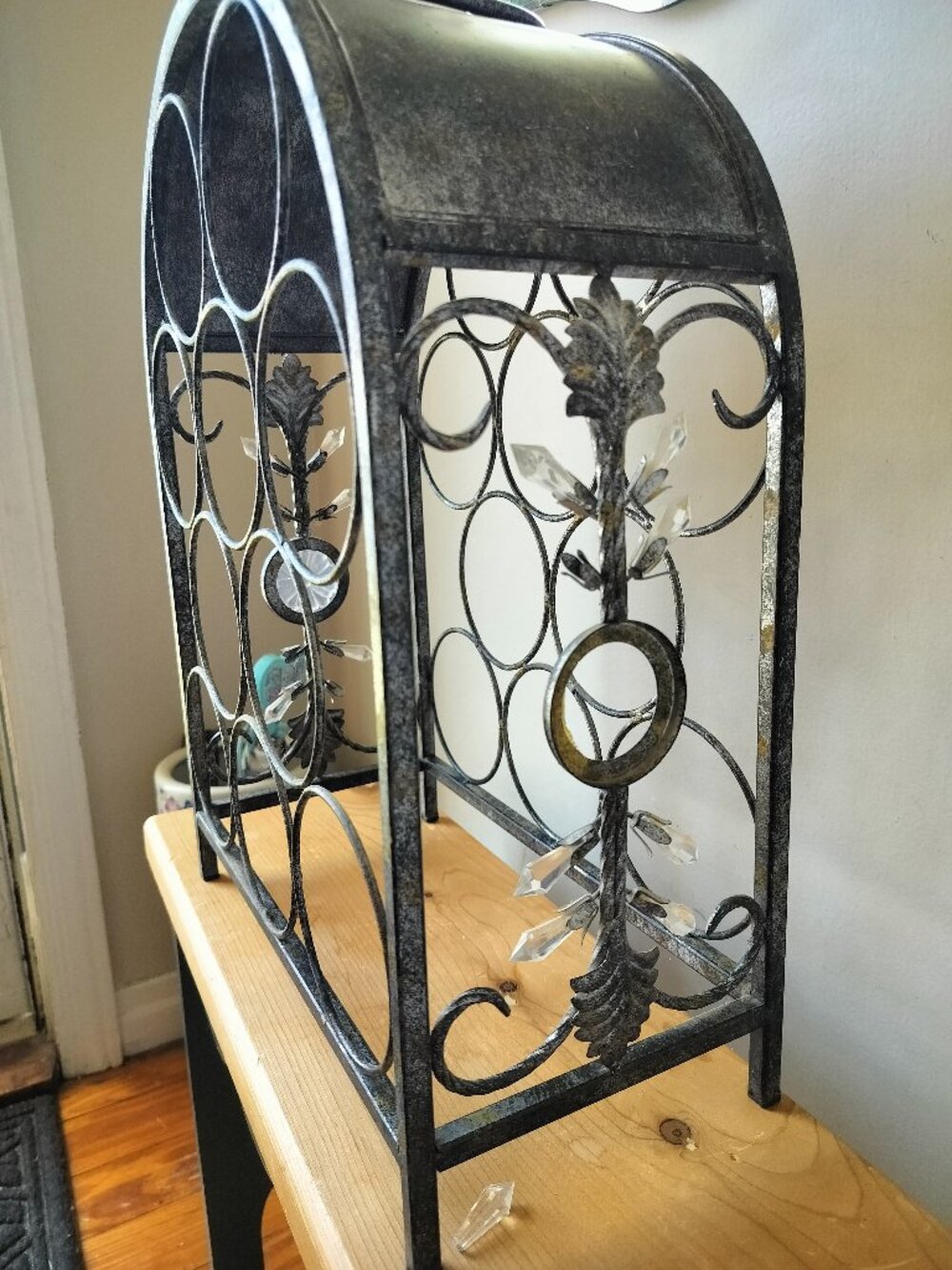 Lightweight Metal Wine Rack